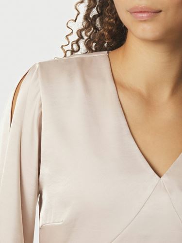 Toppar - Remana Heavy Sateen Blouse – Champagne