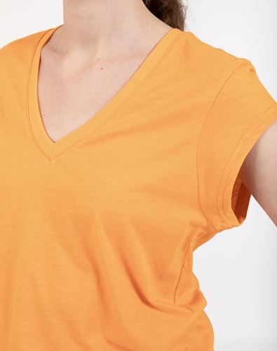 Toppar - CC Heart basic v-neck t-shirt – Sunset