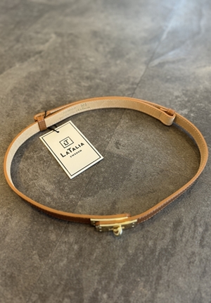 Accessoarer - Belt with turn lock – Camel