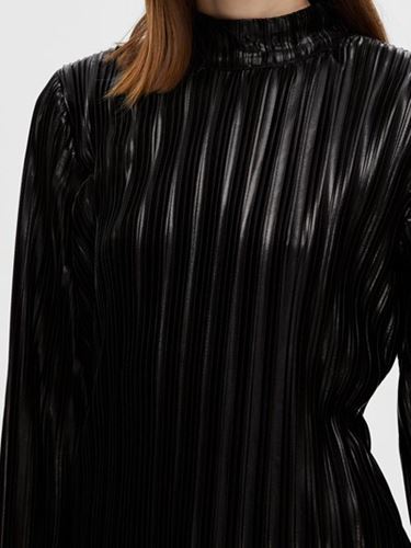 Blusar/Skjortor - Slfnaline high neck plisse top – Black