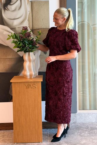 Klänningar - Yaslinnea Long Dress – Maroon Banner