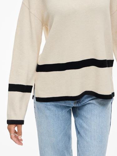 Tröjor/Koftor - Viril o-neck oversize knit top – Super light nat/black